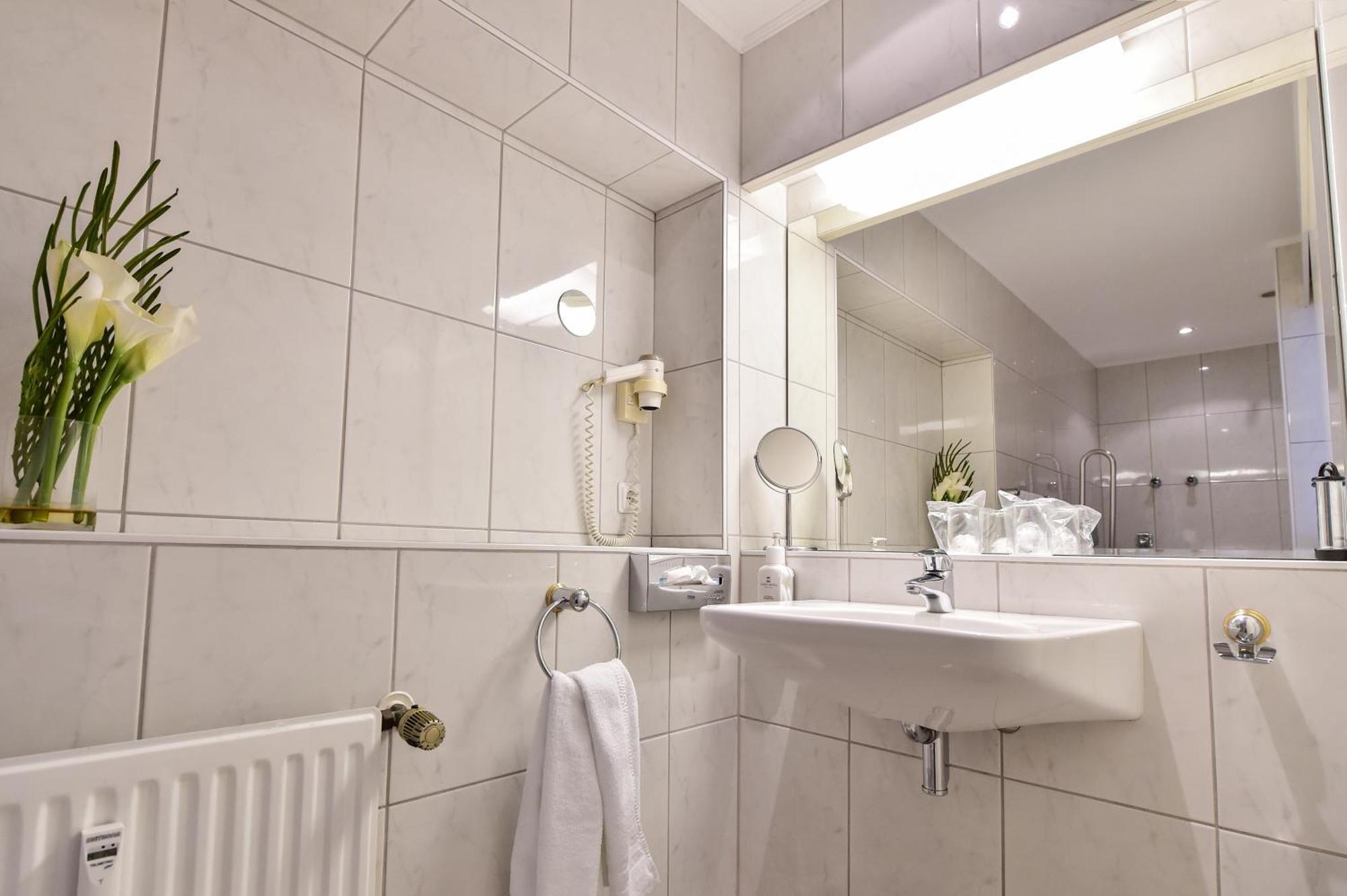 Stadt Hotel イーザーローン 部屋 写真
