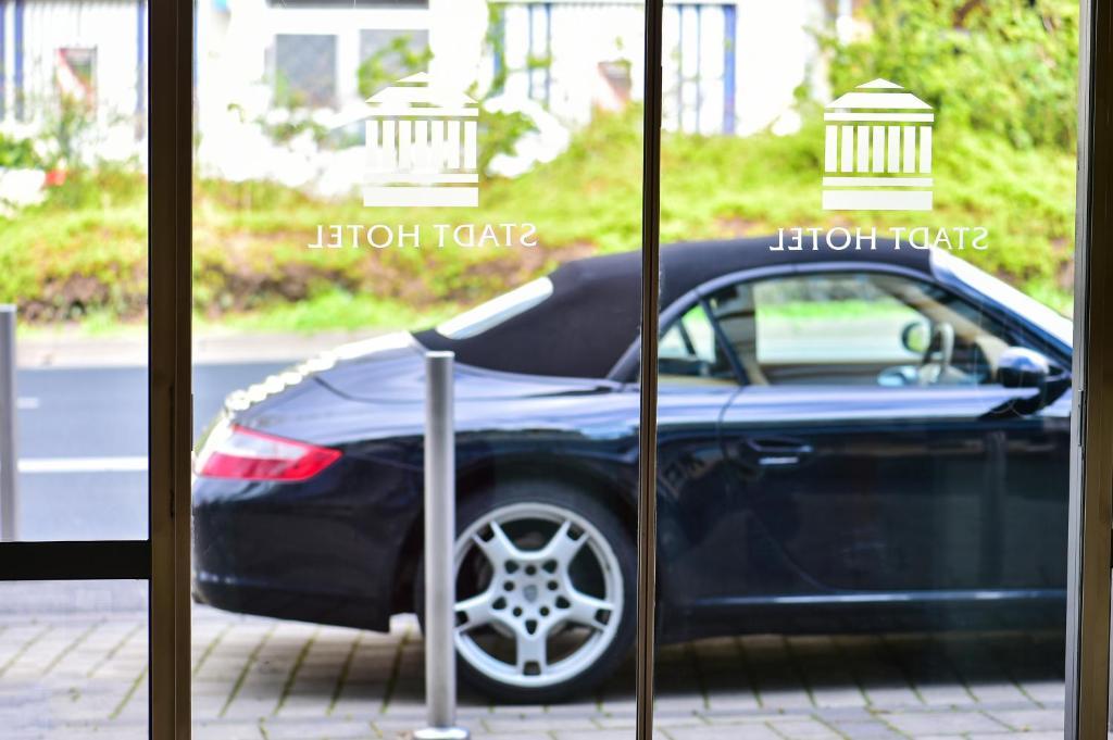 Stadt Hotel イーザーローン エクステリア 写真
